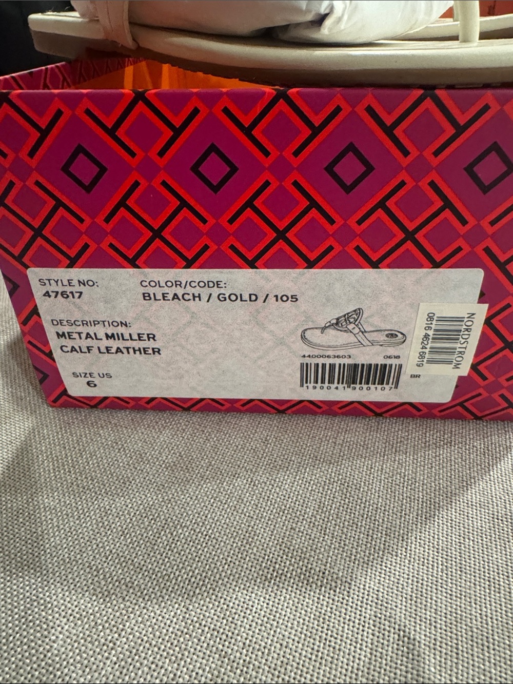 Tory Burch Bleach Metal Miller Calf Leather Sandals Size 6 with box and dust bag - Picture 2 of 10
